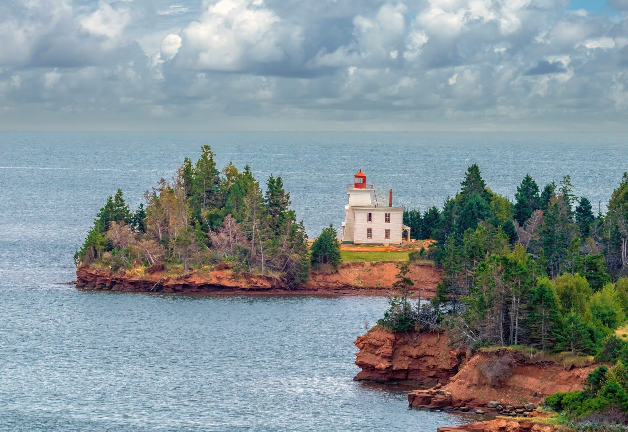 PEI Blockhouse Point Lighthouse on red cliffs